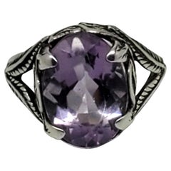 Anello con foglia in argento sterling e ametista di Carol Felley, misura 7,5 #25955