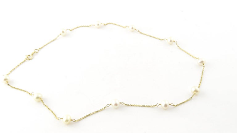 14 Karat Yellow Gold and Pearl Necklace For Sale at 1stDibs