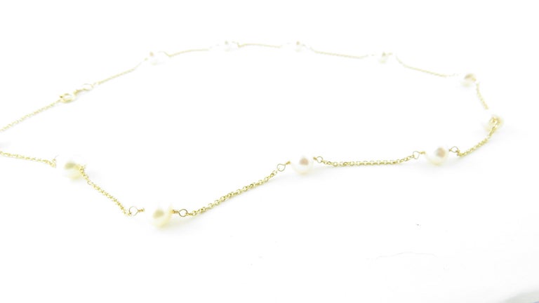 14 Karat Yellow Gold and Pearl Necklace For Sale at 1stDibs