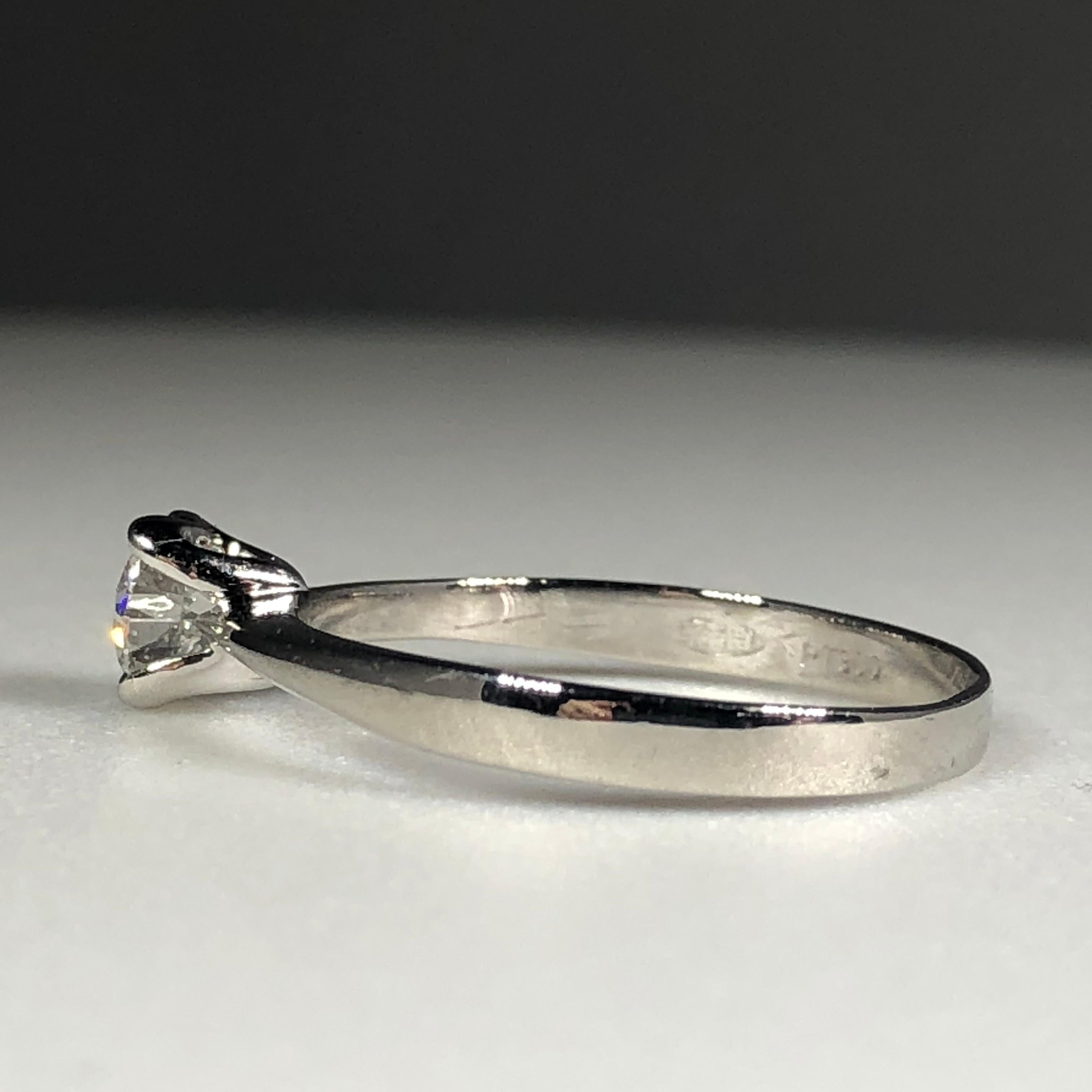Solitaire Diamond Engagement Ring 18 Karat Gold .33 Carat G Color VS Clarity For Sale 1