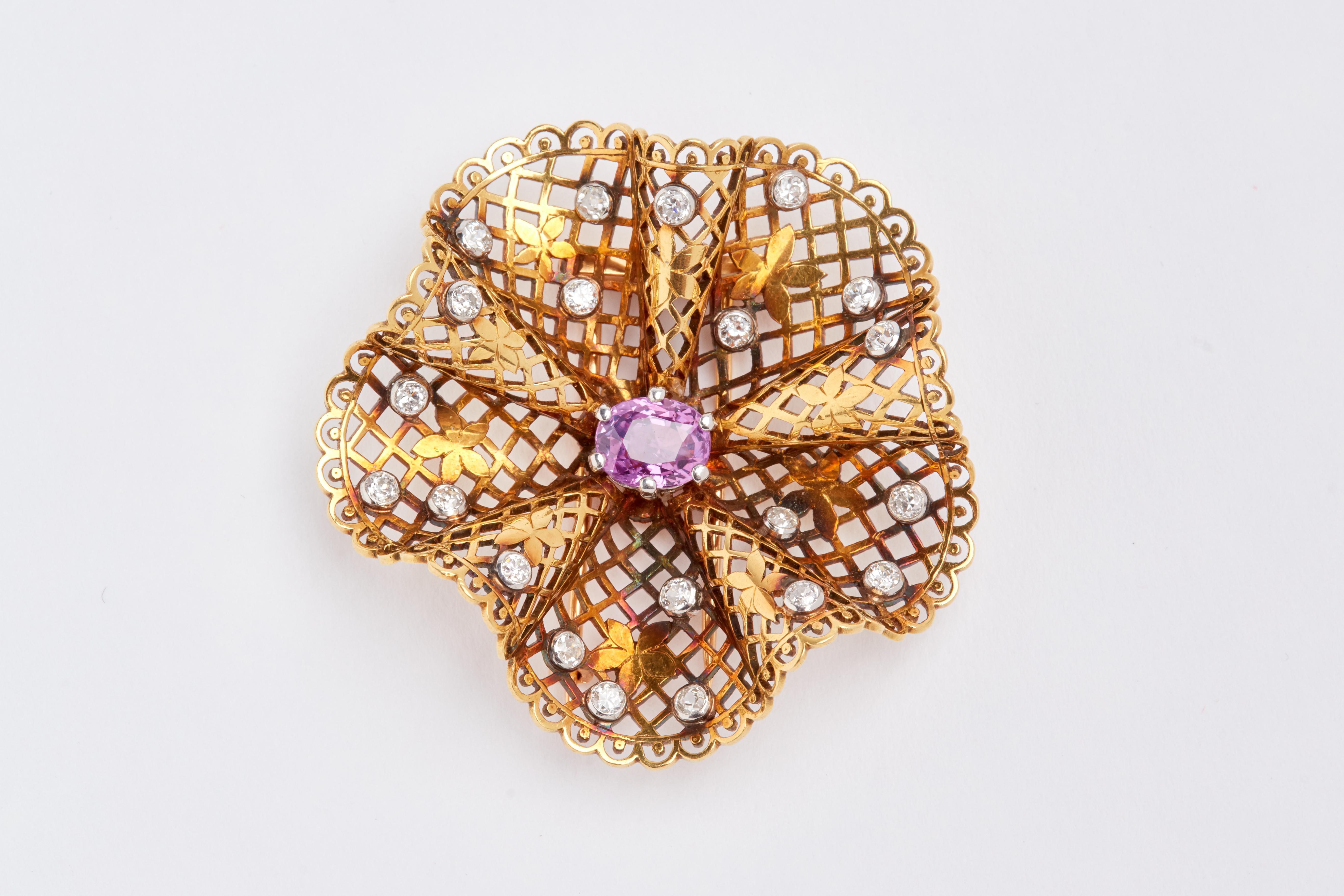 Gold Filligree Brooch with Pink Sapphire and Diamonds In Good Condition In New York, NY