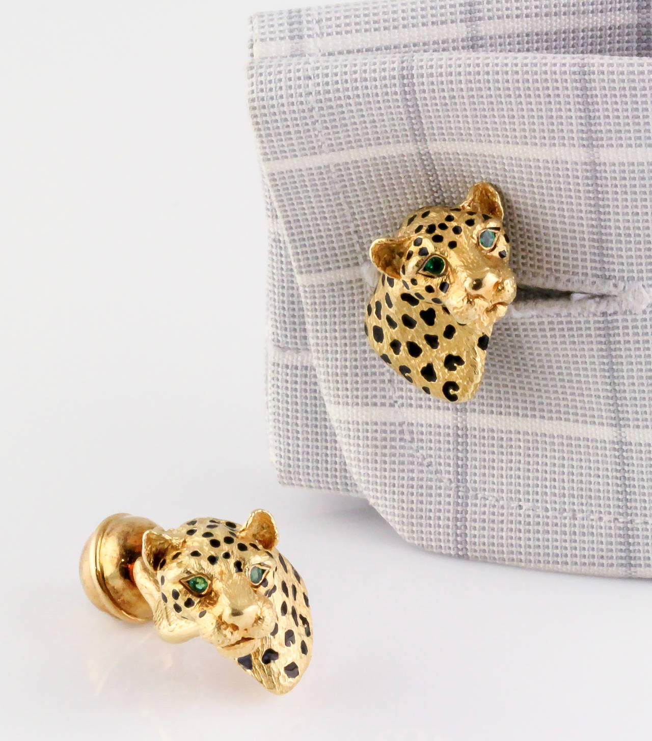 Tiffany & Co. Black Enamel Emerald Gold Leopard Cufflinks 4