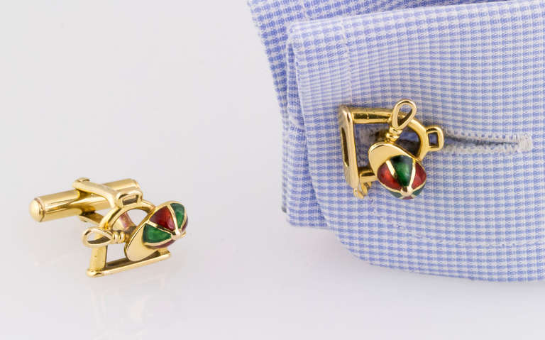 Gucci Estate Enamel and Gold Equestrian Motif Cufflinks In Excellent Condition In New York, NY