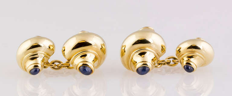 Contemporary SEAMAN SCHEPPS Gold and Cabochon Sapphire Seashell Cufflinks