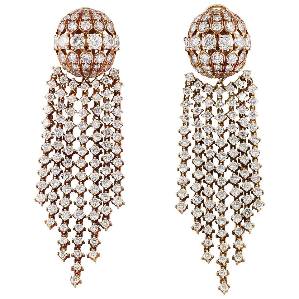 Van Cleef & Arpels Day and Night Diamond Gold Tassel Earrings