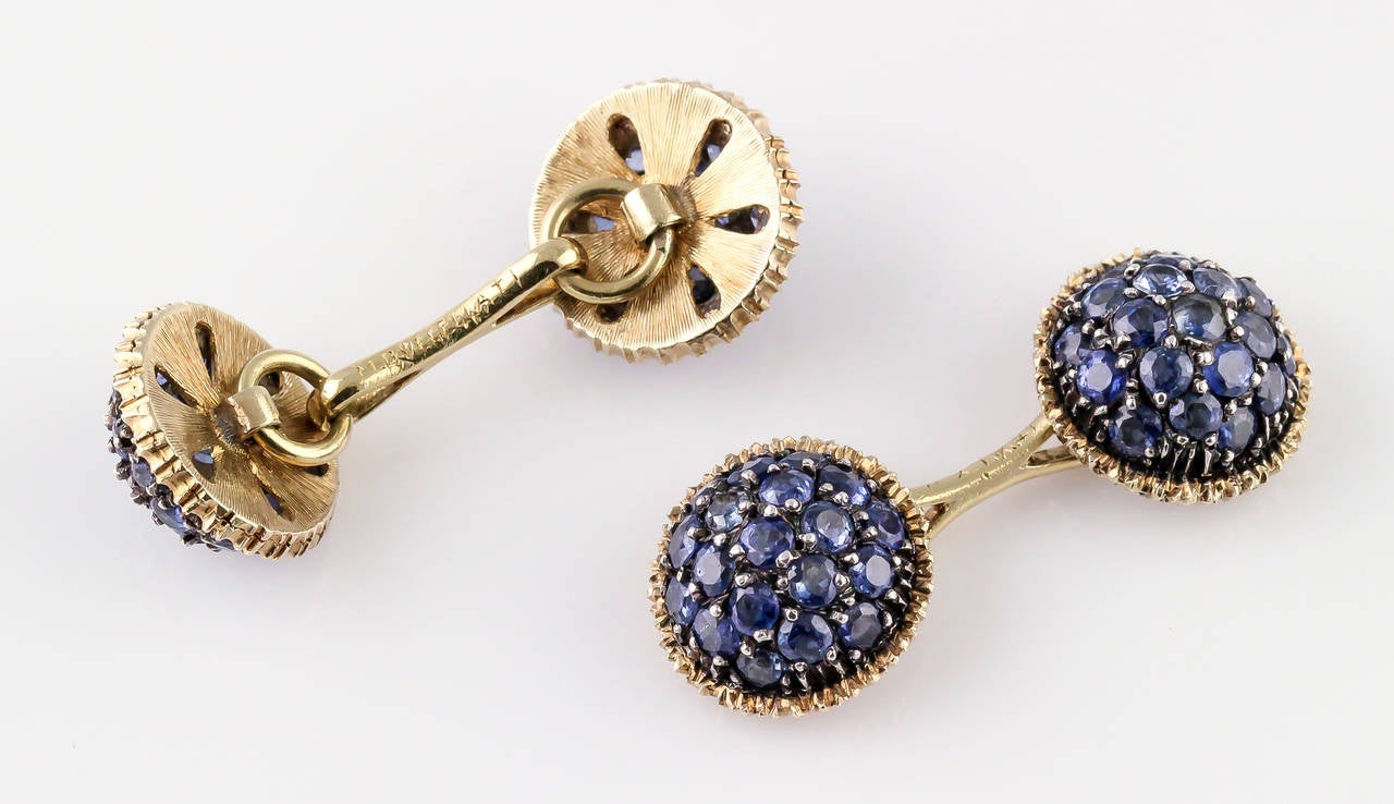 Rare and unusual blue sapphire and 18K gold cufflinks by Mario Buccellati, circa 1960s. They feature rich blue sapphires.

Hallmarks: M. Buccellati, Italy, maker's mark.