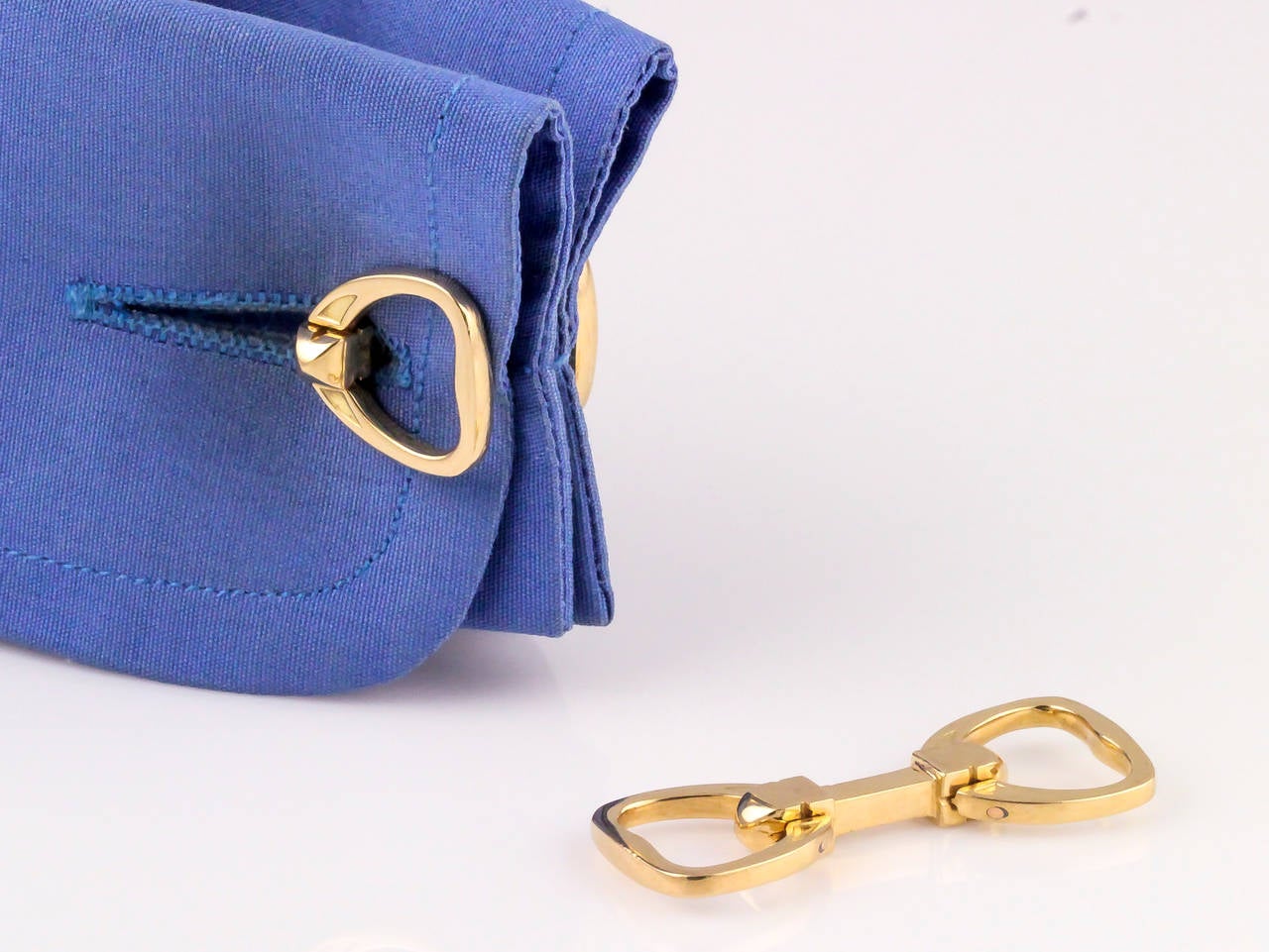 Hermès - Boutons de manchette étrier en or 1