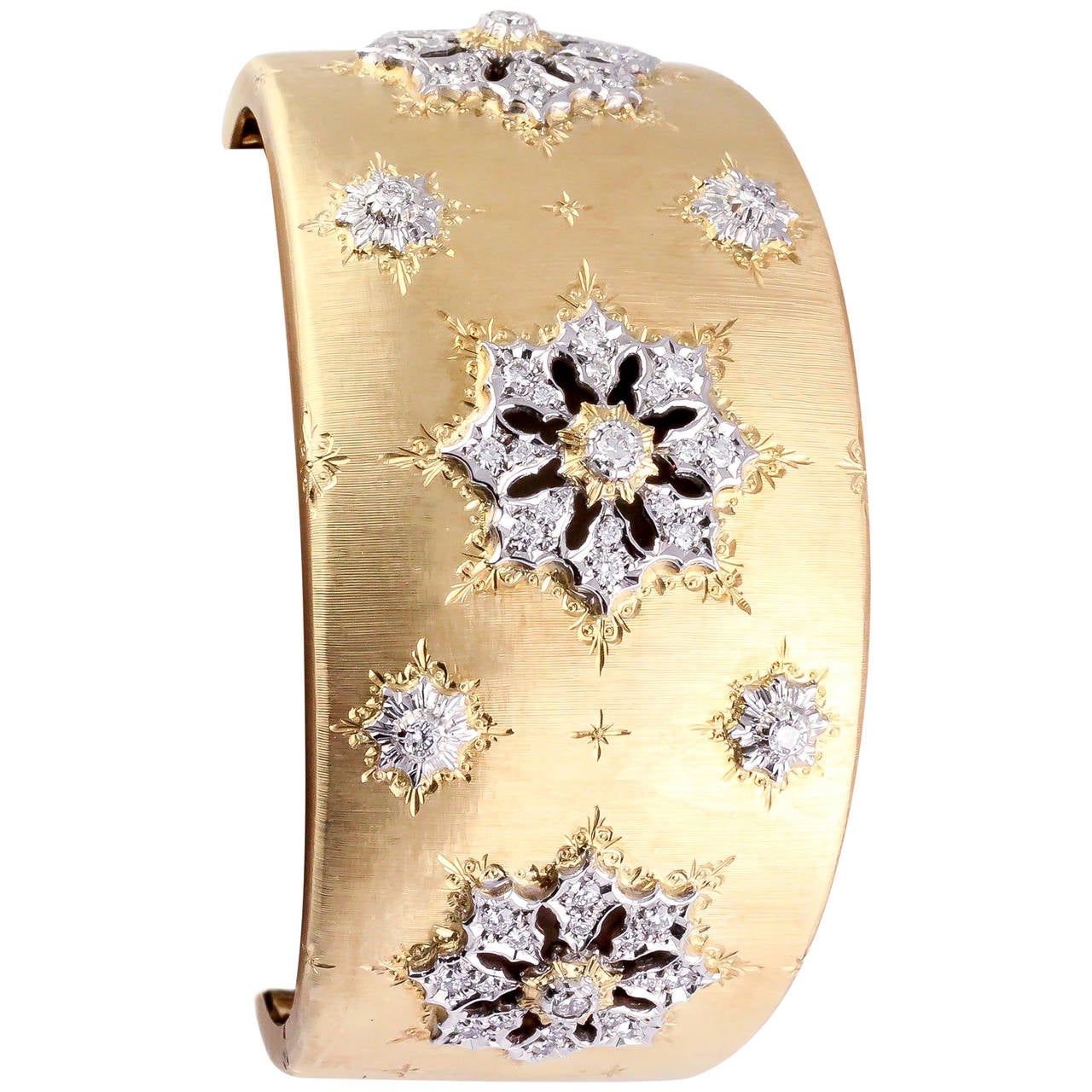 M. BUCCELLATI Wide Diamond and Gold Cuff Bracelet