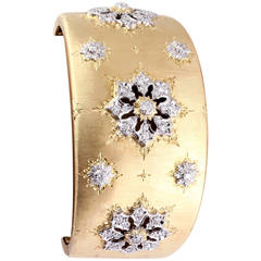 M. BUCCELLATI Wide Diamond and Gold Cuff Bracelet