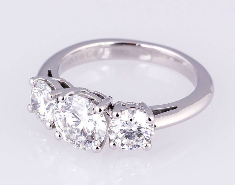 Contemporary Tiffany & Co. Diamond Platinum Three-Stone Engagement Ring