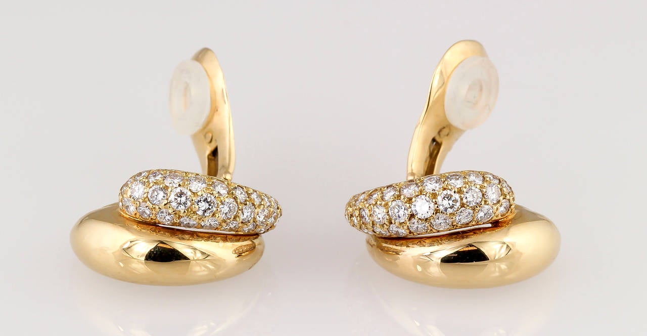 Van Cleef & Arpels Diamond Gold Earrings In Excellent Condition In New York, NY