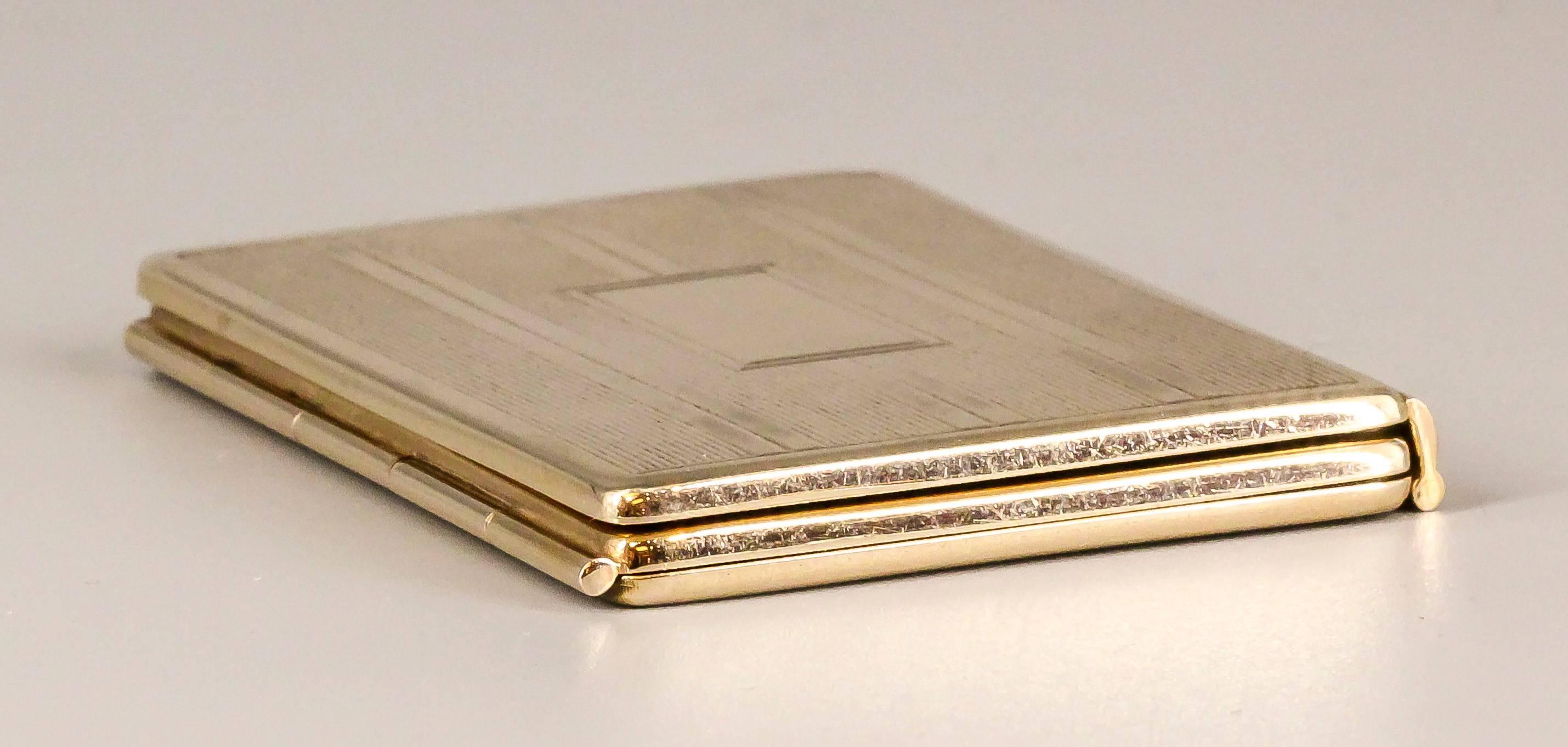 Tiffany & Co. Retro Gold Traveling Picture Frame In Excellent Condition In New York City, NY