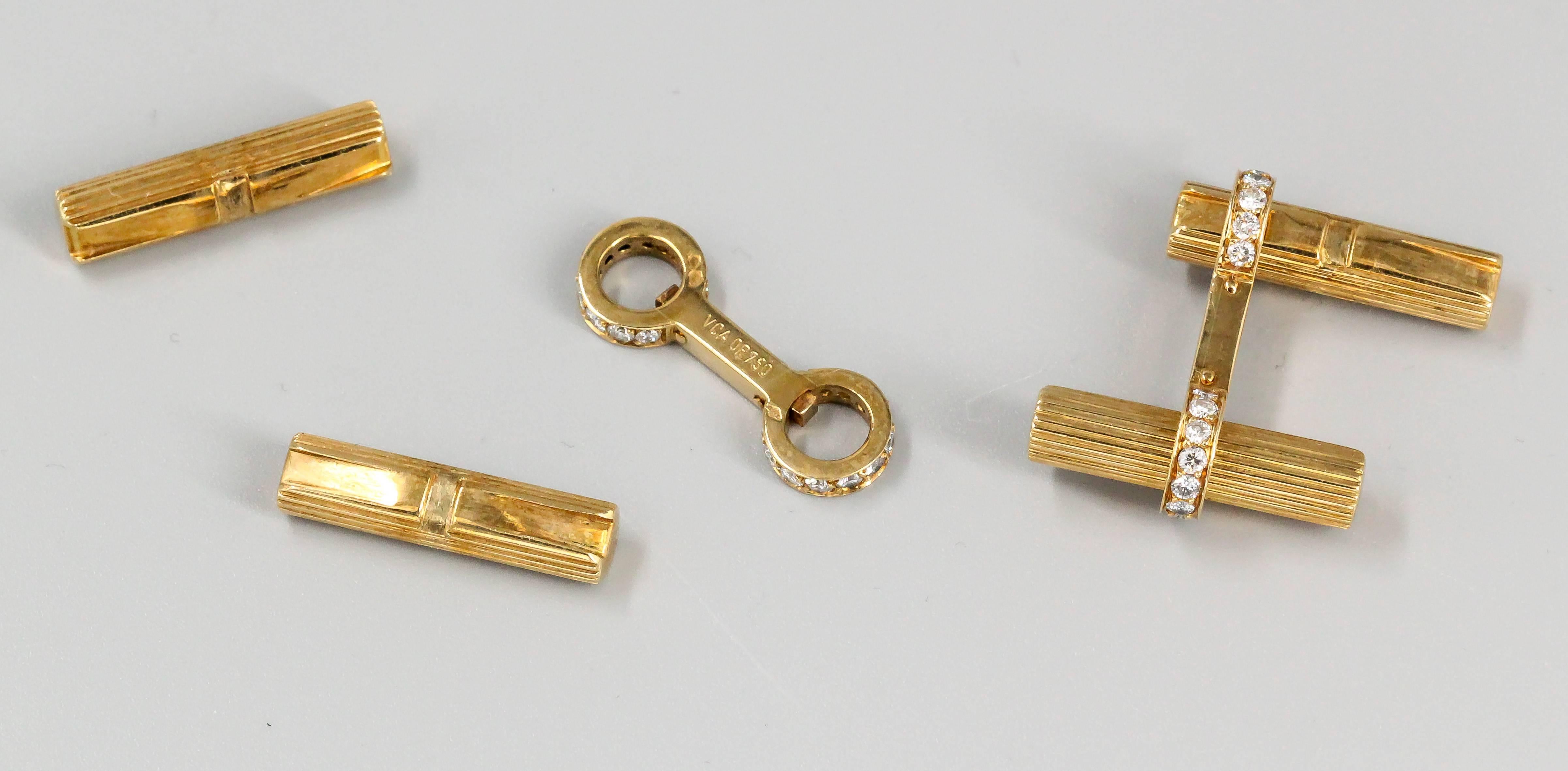 Van Cleef & Arpels Diamond Gold Bar Cufflinks Stud Set In Excellent Condition In New York, NY