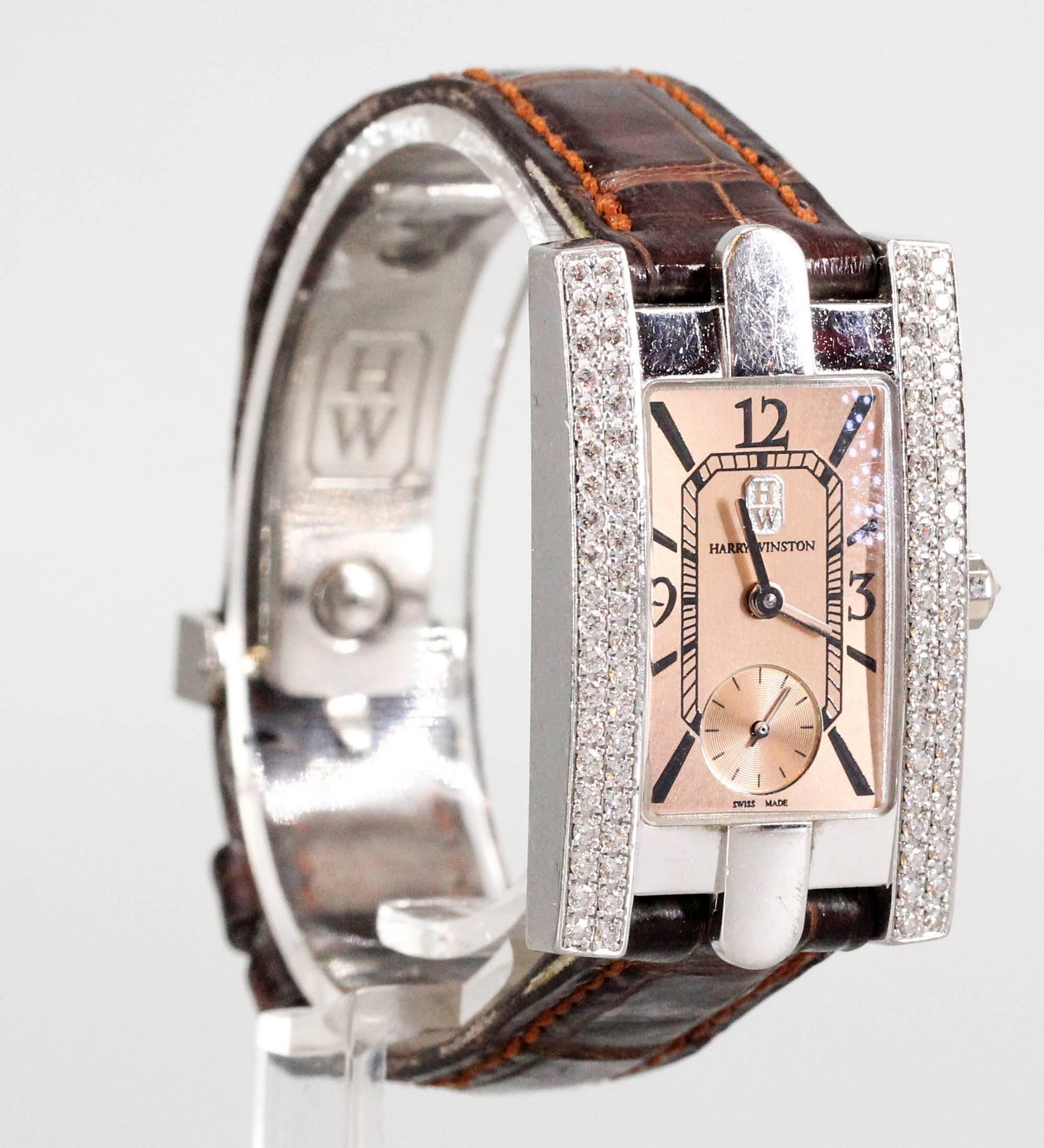 Harry Winston Lady's White Gold Diamond Avenue Quartz Wristwatch In Excellent Condition In New York, NY