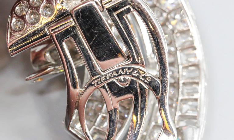 Tiffany & Co. Art Deco, Diamond Platinum Double Clip Brooch 2