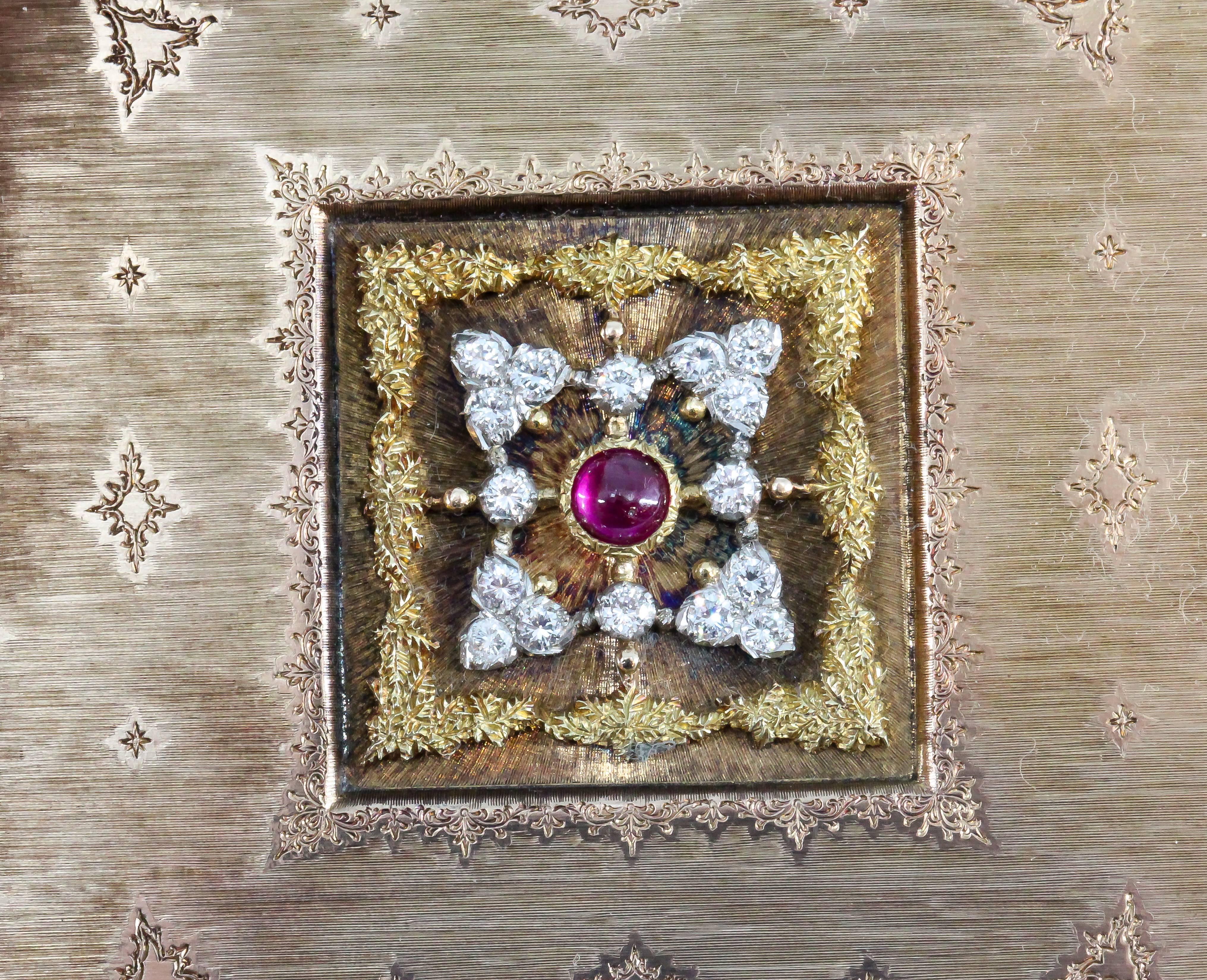 1930s Buccellati Art Deco Ruby Diamond Gold Compact In Good Condition In New York, NY