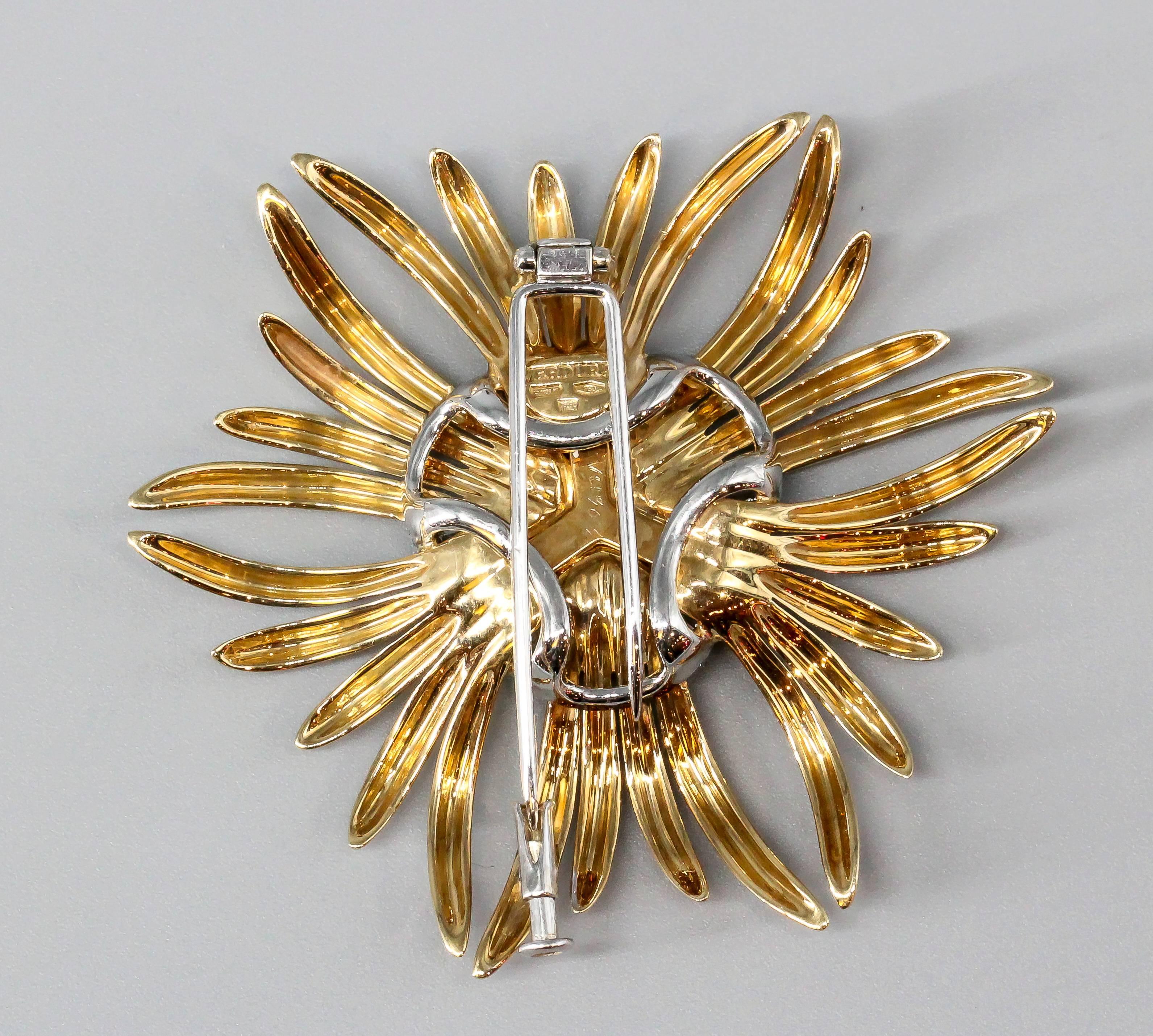 Stylish diamond and 18K yellow gold brooch by Verdura, known as the 