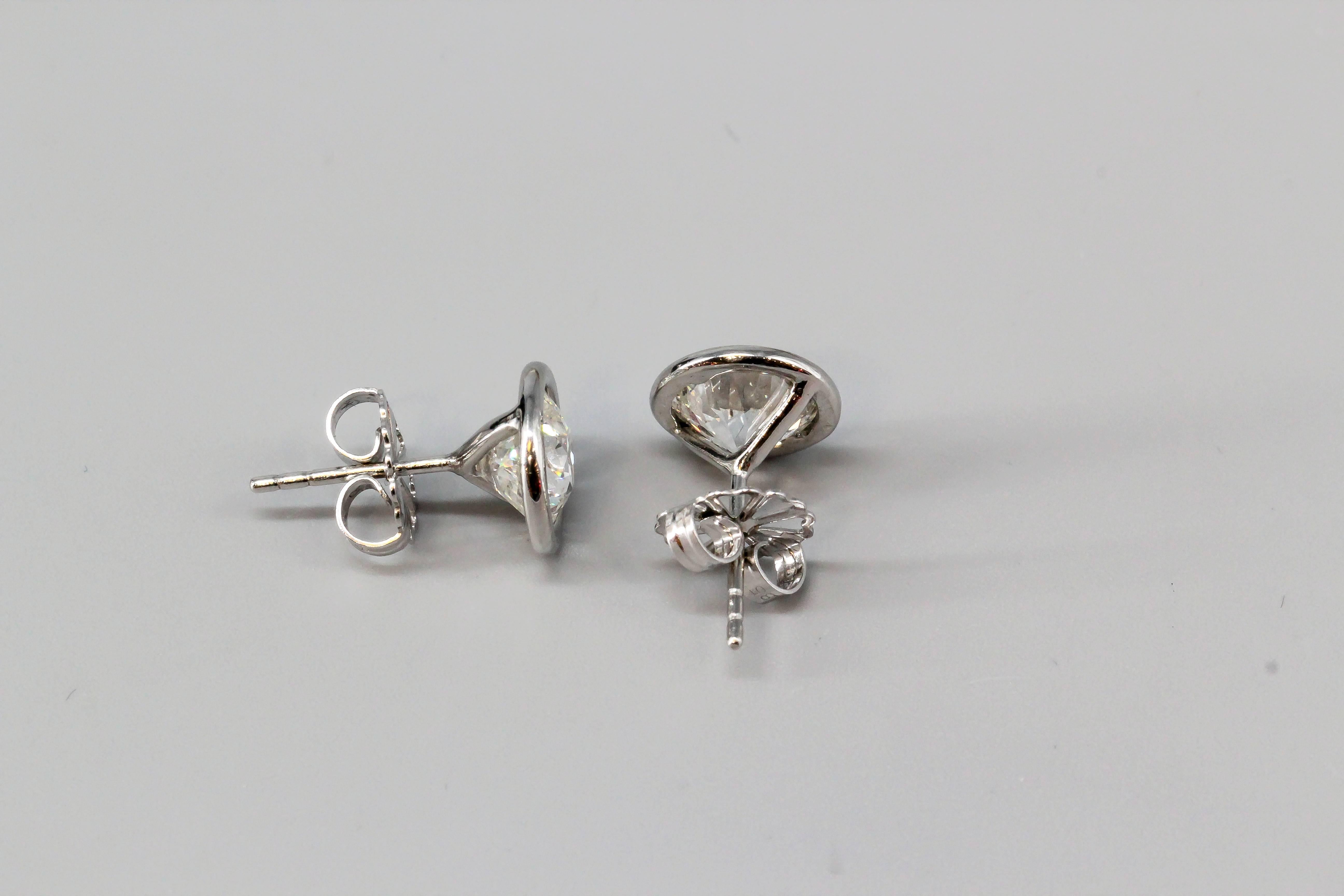 OLD EUROPEAN Cut Diamond Platinum Stud Earrings at 1stDibs