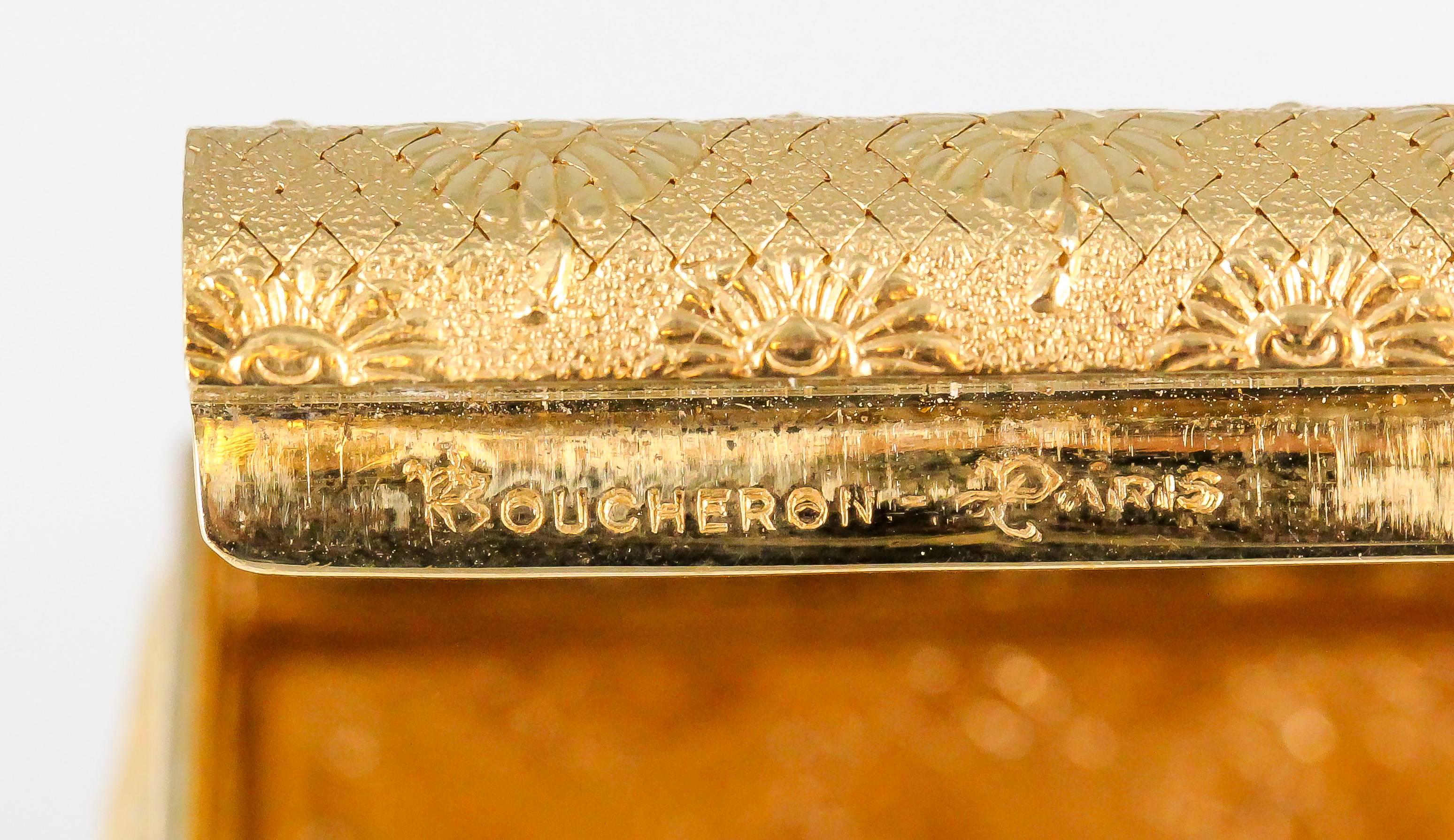 Boucheron Paris Marguerite Gold Pill Box 4