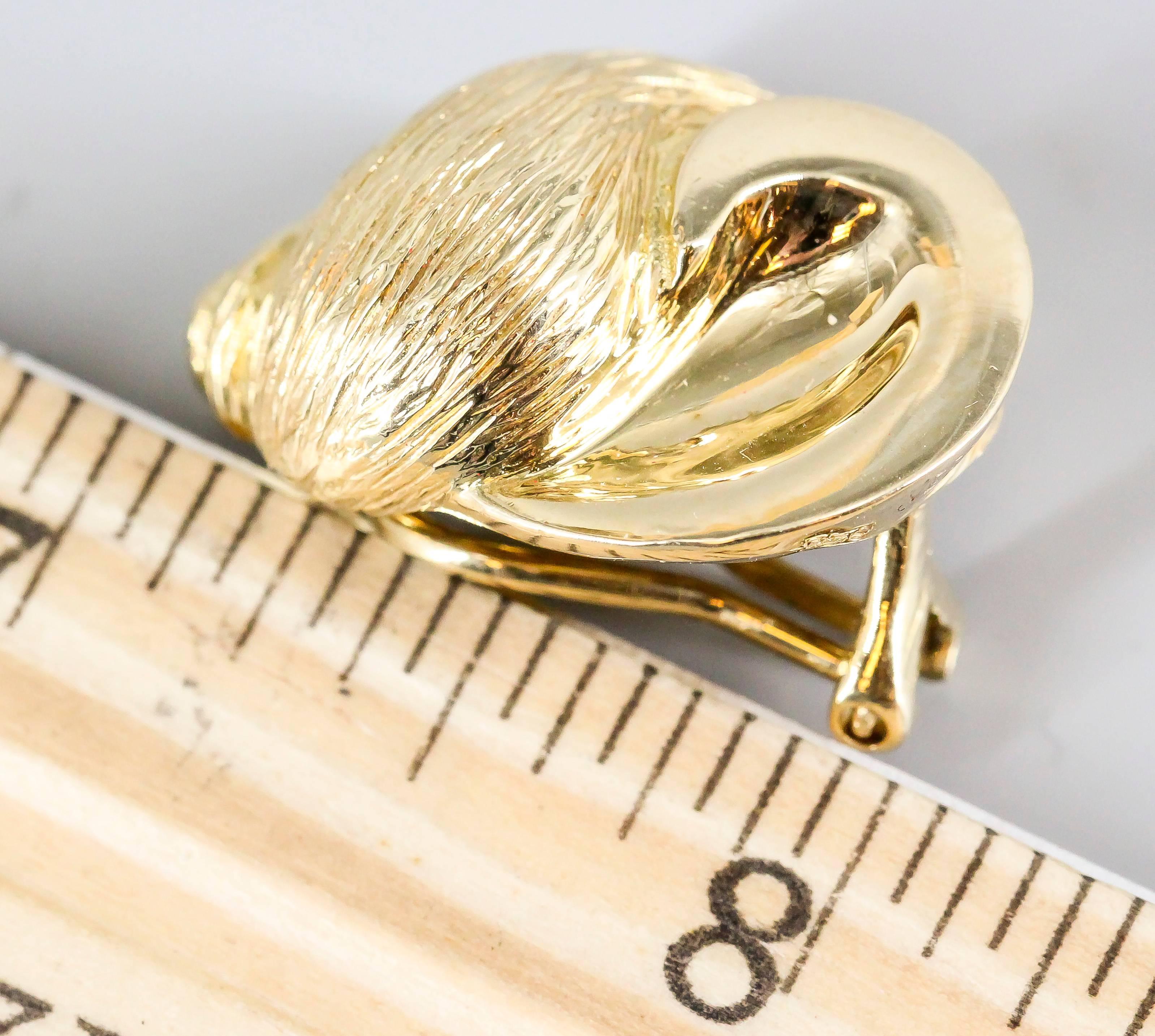 VERDURA Gold Seashell Earrings 1