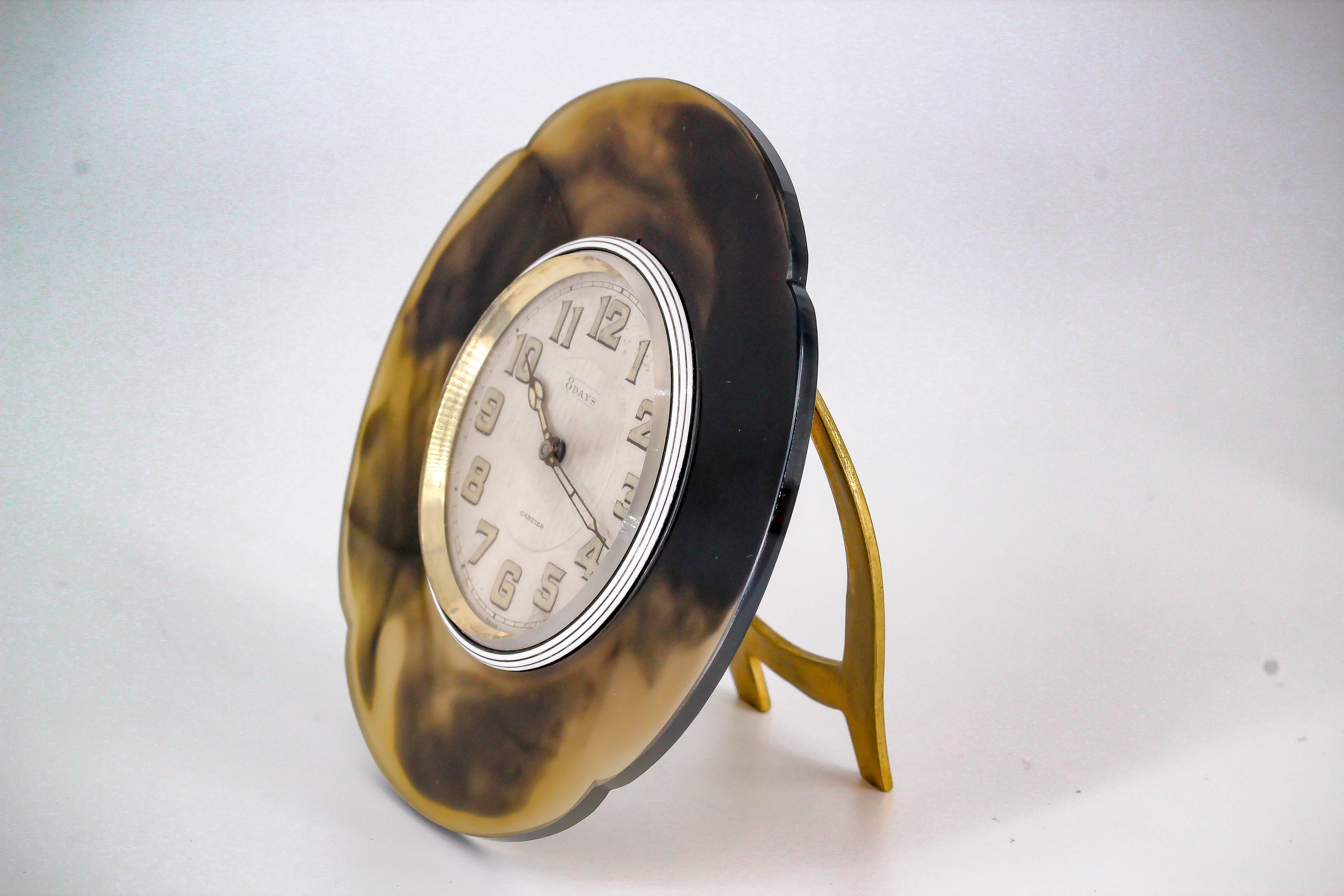 Cartier White Enamel Agate Manual Wind Desk Clock, circa 1930s In Excellent Condition In New York, NY
