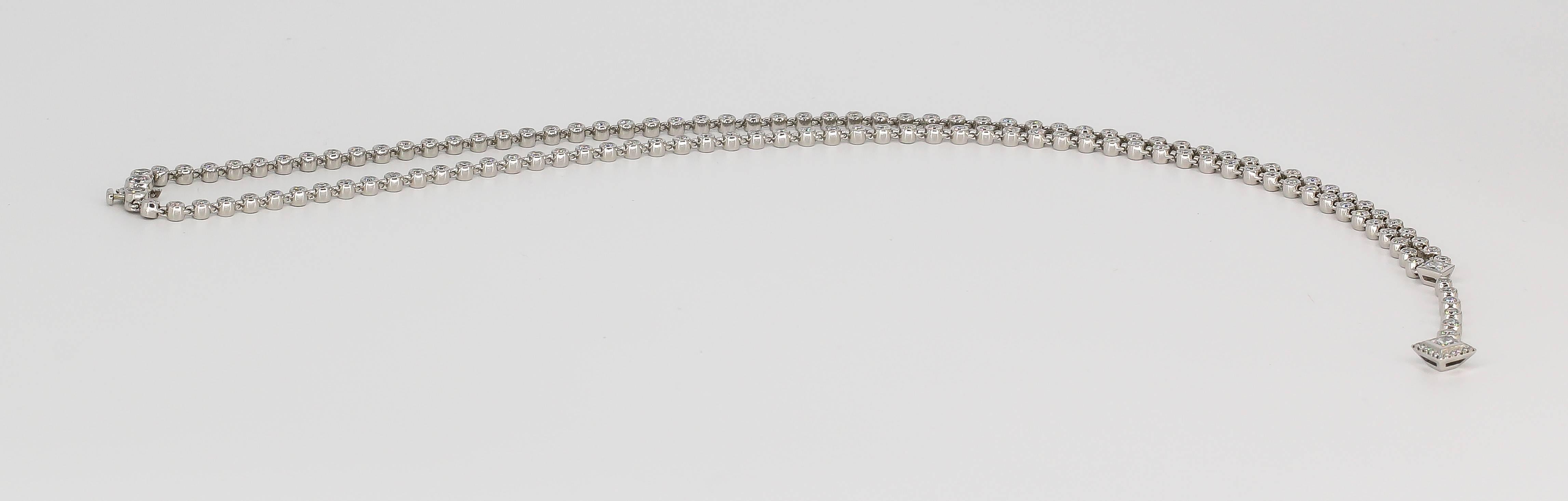 Elegant diamond and platinum necklace from the 