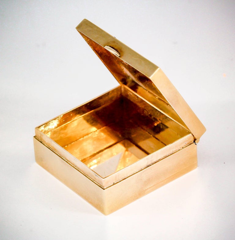 Van Cleef and Arpels Ruby and Rose Gold Pill Box at 1stDibs van cleef box