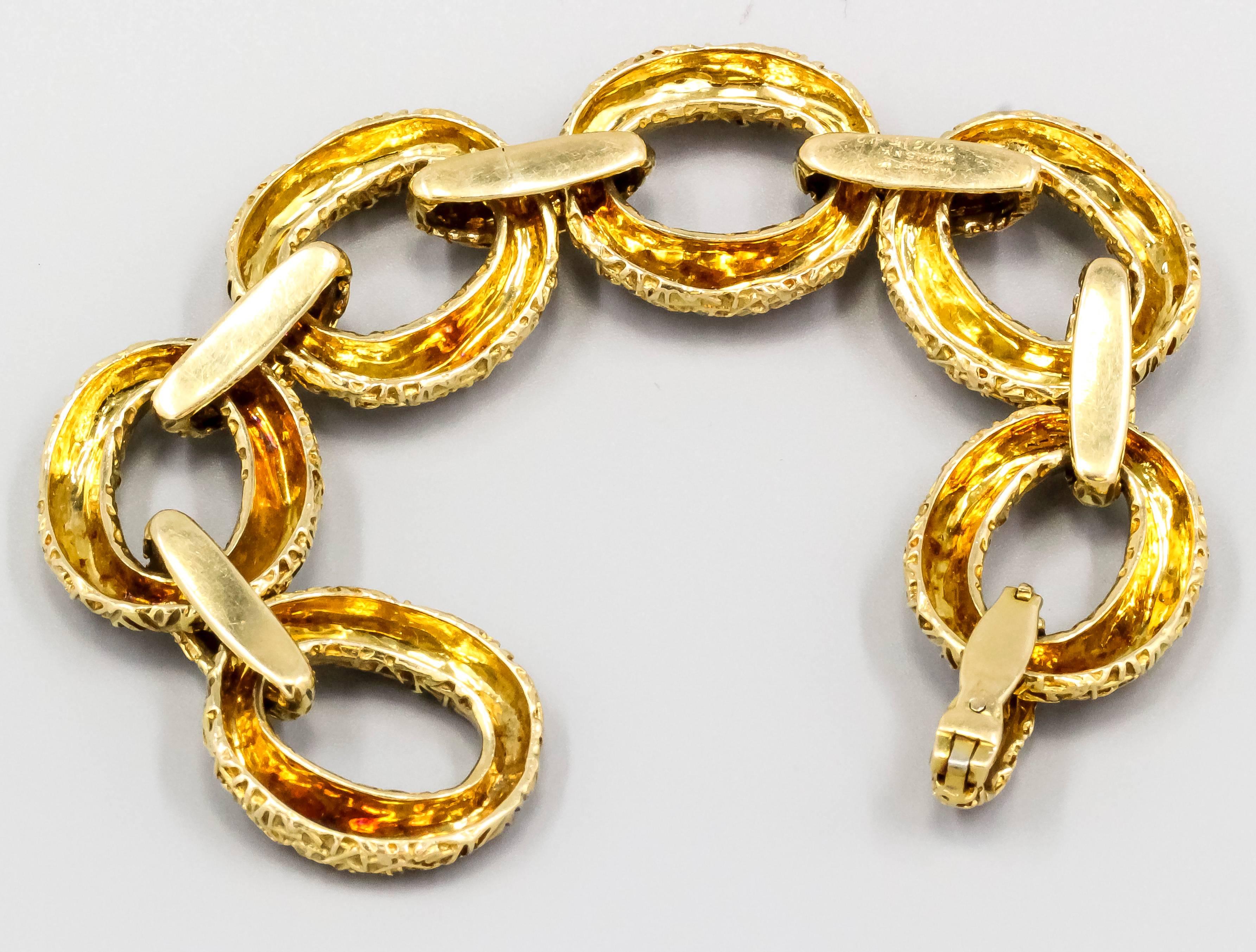 Van Cleef & Arpels Link Gold Bracelet In Good Condition In New York, NY