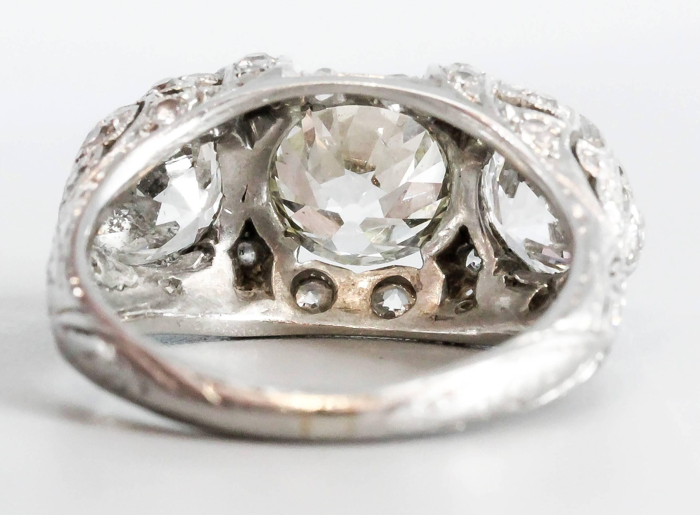 Art Deco Diamond Platinum Three-Stone Ring 2