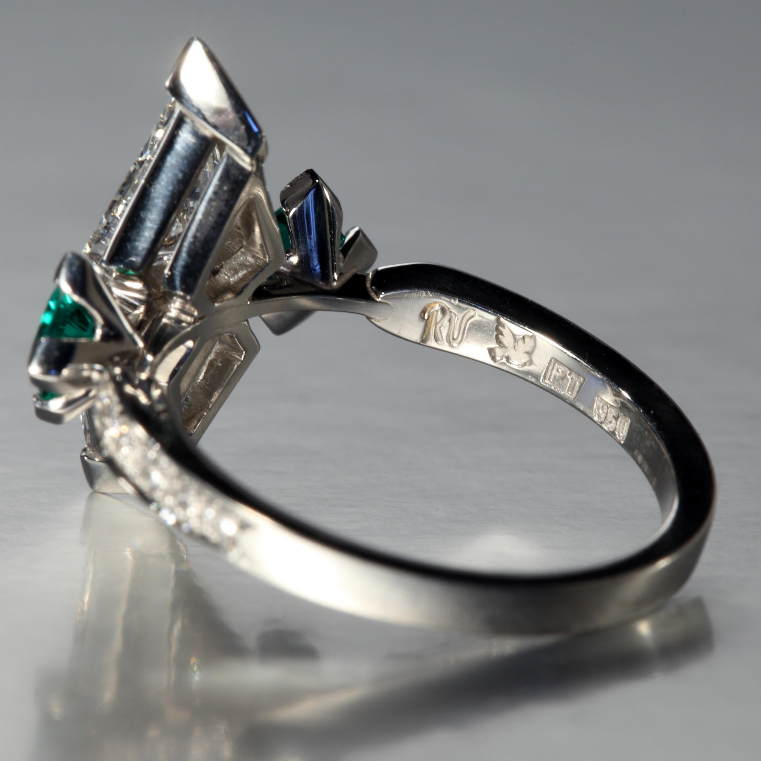 Robert Vogelsang 1.08 Carat Diamond Emerald Platinum Engagement Ring In New Condition For Sale In Zurich, CH