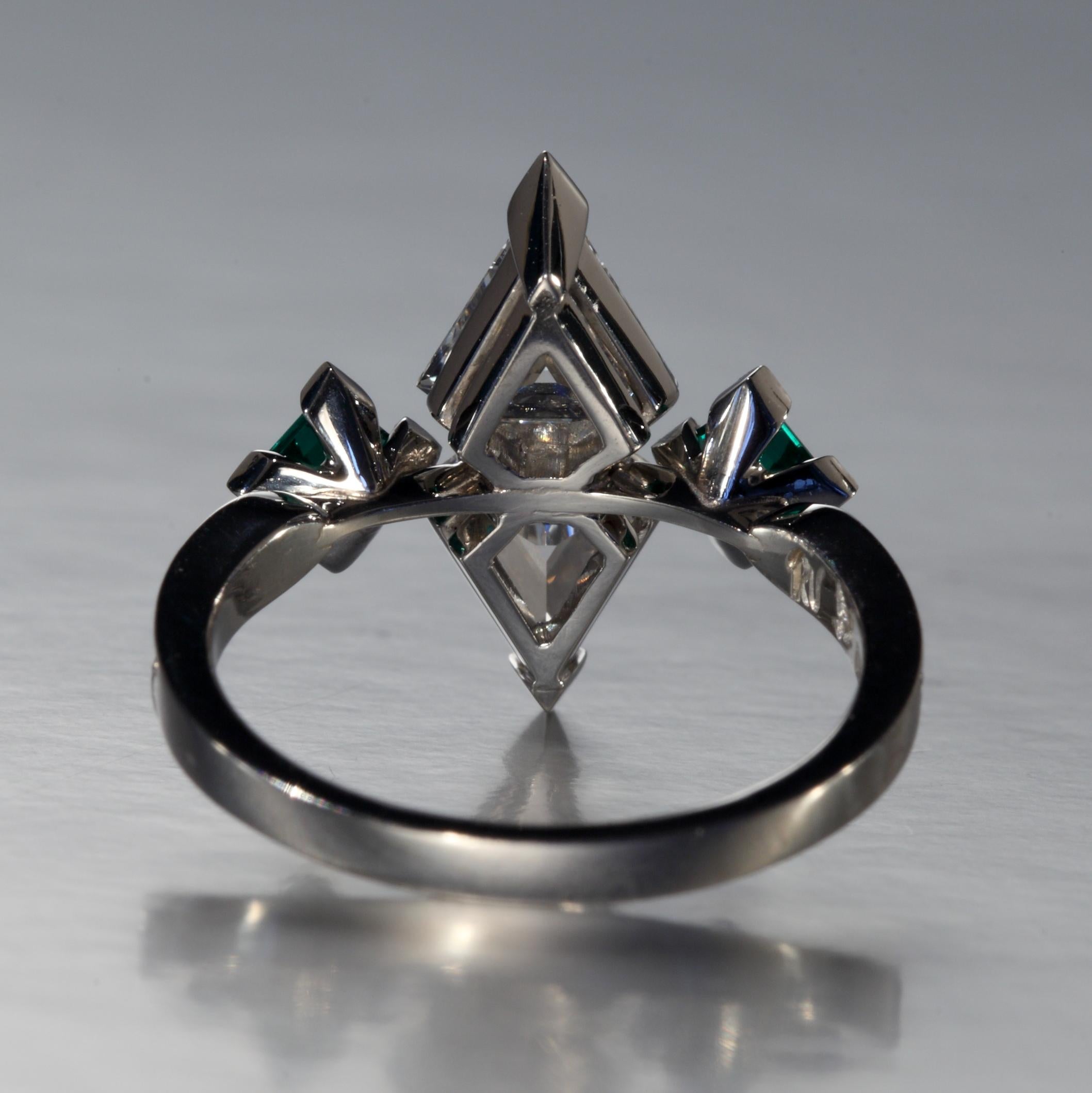 Women's Robert Vogelsang 1.08 Carat Diamond Emerald Platinum Engagement Ring For Sale