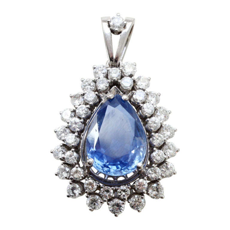 10 Carat Unheated Natural Ceylon Sapphire and Diamond Pendant