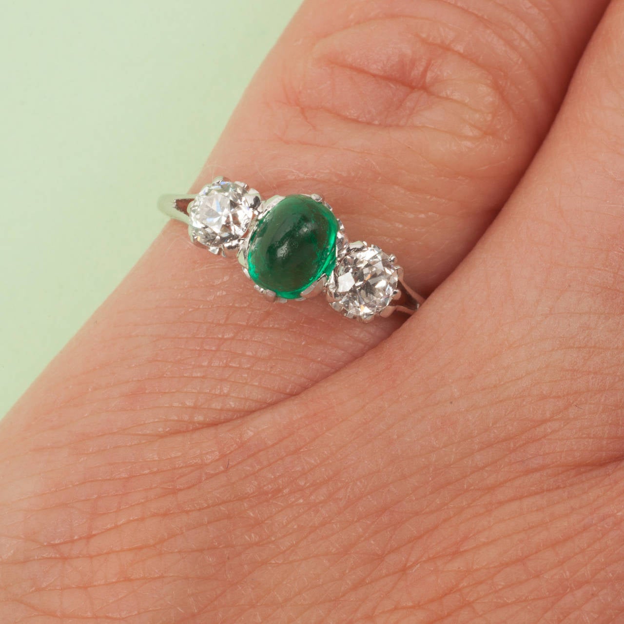 Tiffany & Co. Edwardian Emerald Diamond Platinum Engagement Ring In Excellent Condition In Amsterdam, NL