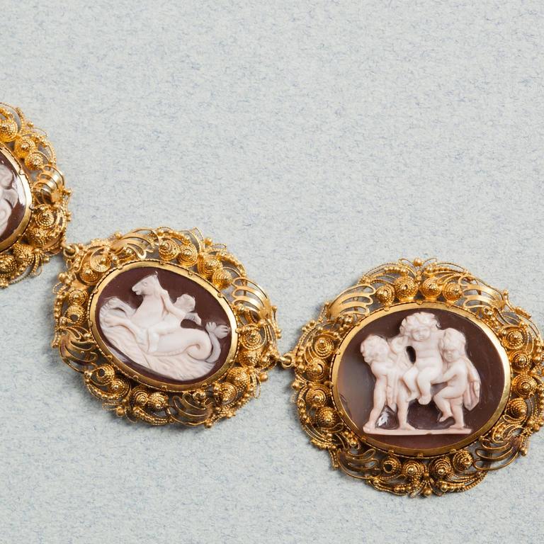 Uncut Antique English Georgian Regency Sardonyx Cameo Gold Necklace