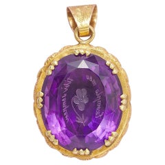 An 18k Gold Amethyst Pendant