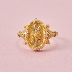 Gold Flower Ring with Compartment