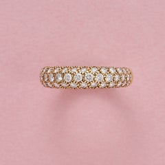 Anello a fascia Cartier in oro 18 carati con pavé di diamanti