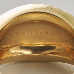 Un anello a fascia Cartier in oro 18 carati