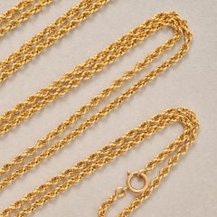 An antique 18k Gold Chain