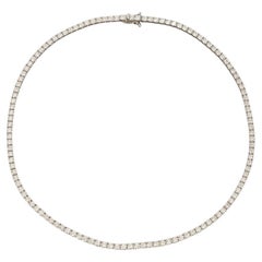 an 18k White Gold Tennis Necklace set with Diamonds
