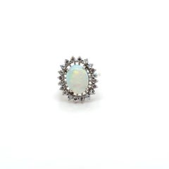 Vintage 14K White Gold Opal und Diamant Halo Ring - 3,00 Karat Oval Opal mit 0.