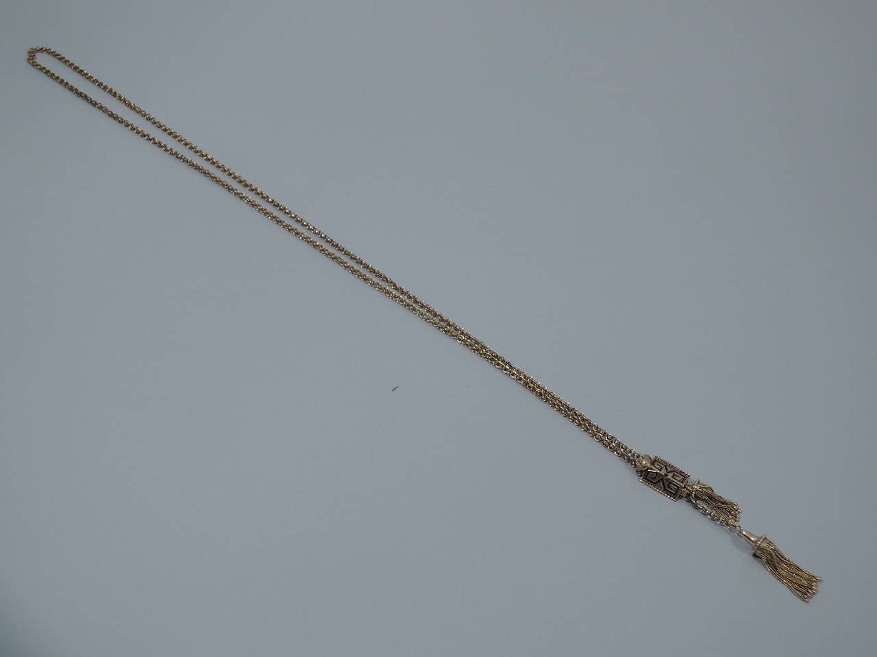 Victorian Gold Lariat Slide Chain  In Excellent Condition In New York, NY