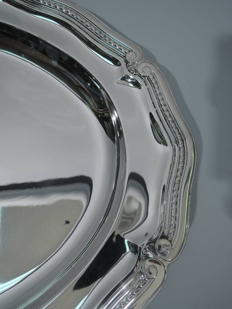 Tiffany Platter - Round Serving Tray - American Sterling Silver - C 1924 In Excellent Condition In New York, NY