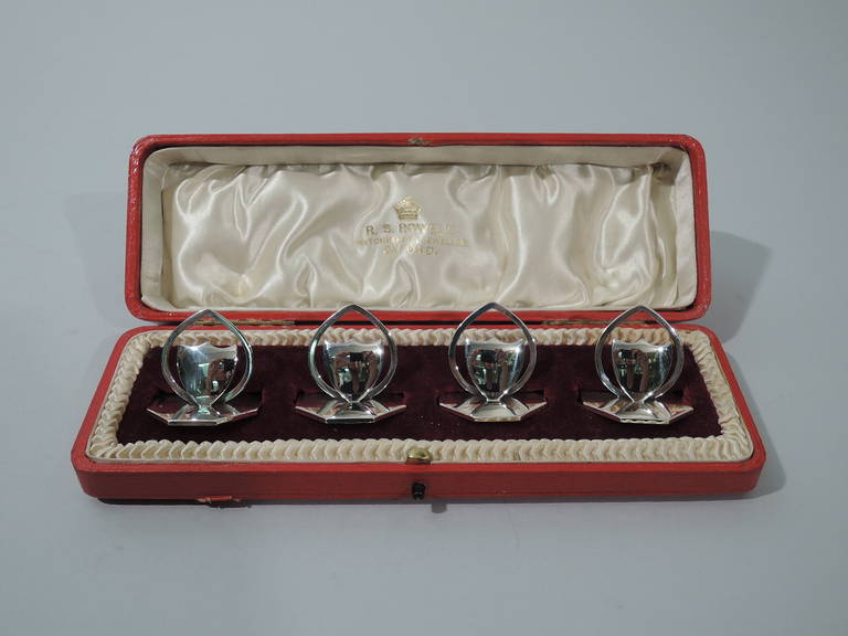 Edwardian Place Card Holders - Armorial Shield - English Sterling Silver - 1909 In Excellent Condition In New York, NY