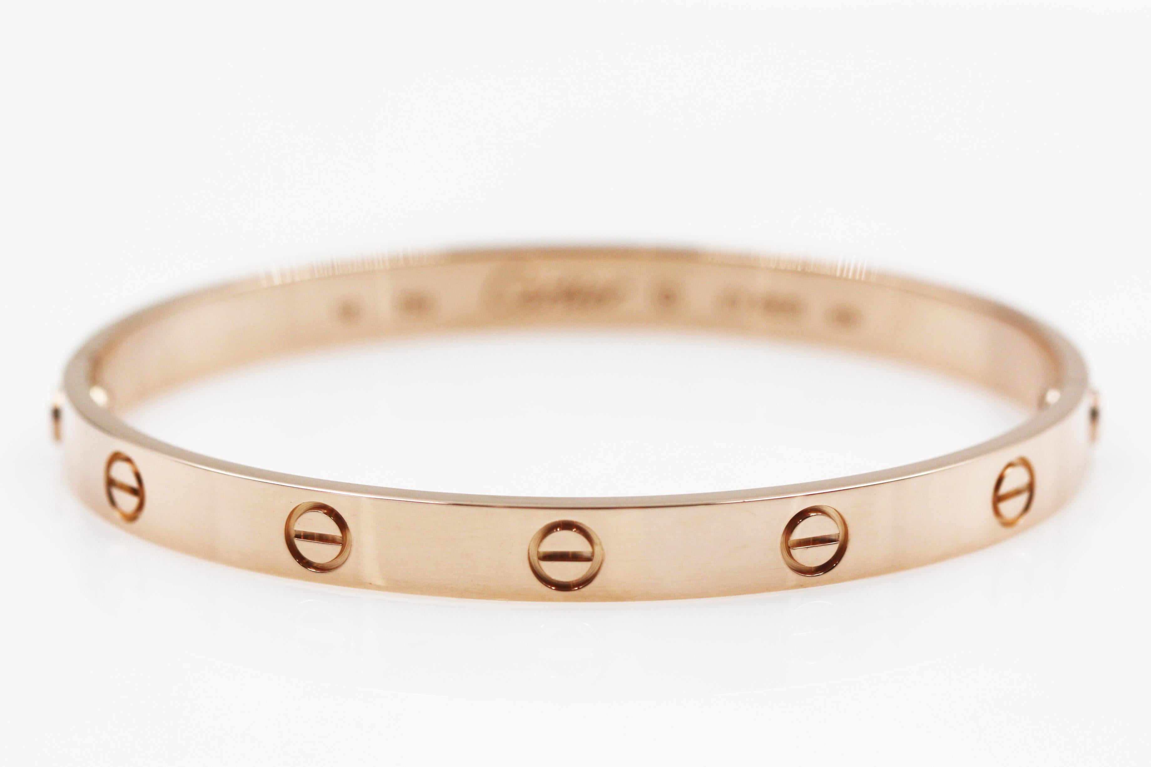 A Beautiful bracelet from Cartier Love collection, made in 18K rose gold. The bracelet have the iconic screw motif. REF: B6035617

Size 20
We have other size available, please feel free to ask.
This item will come with an original box and