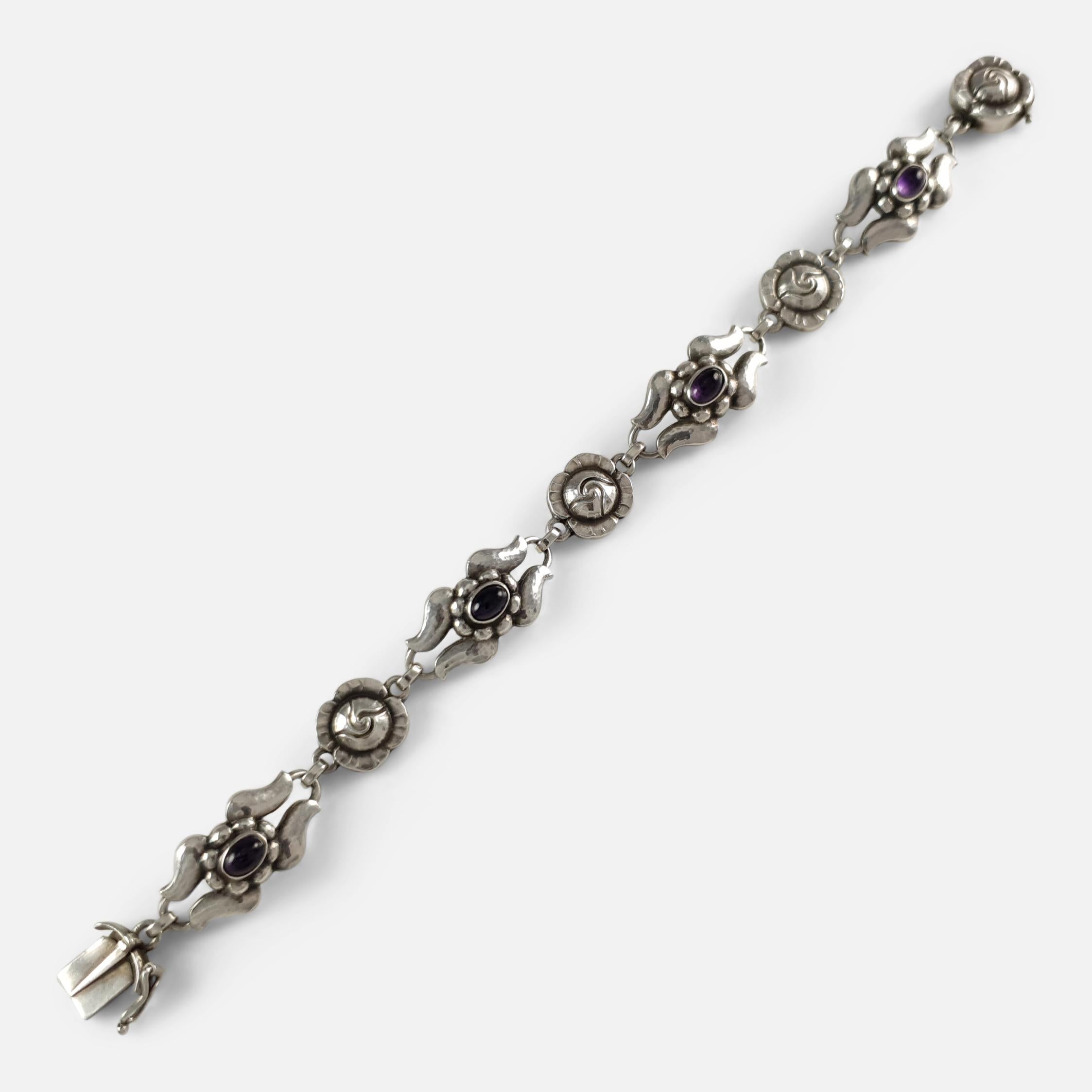 Georg Jensen Silver Amethyst Foliate Bracelet, #18, circa 1933-1944   In Good Condition In Glasgow, GB