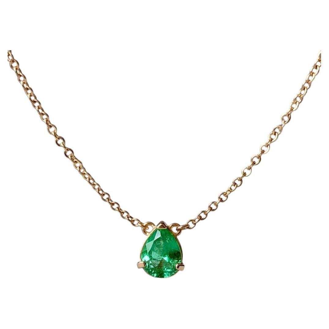 Collana con ciondolo a goccia con smeraldo colombiano da 2,25 carati in oro 18 carati
