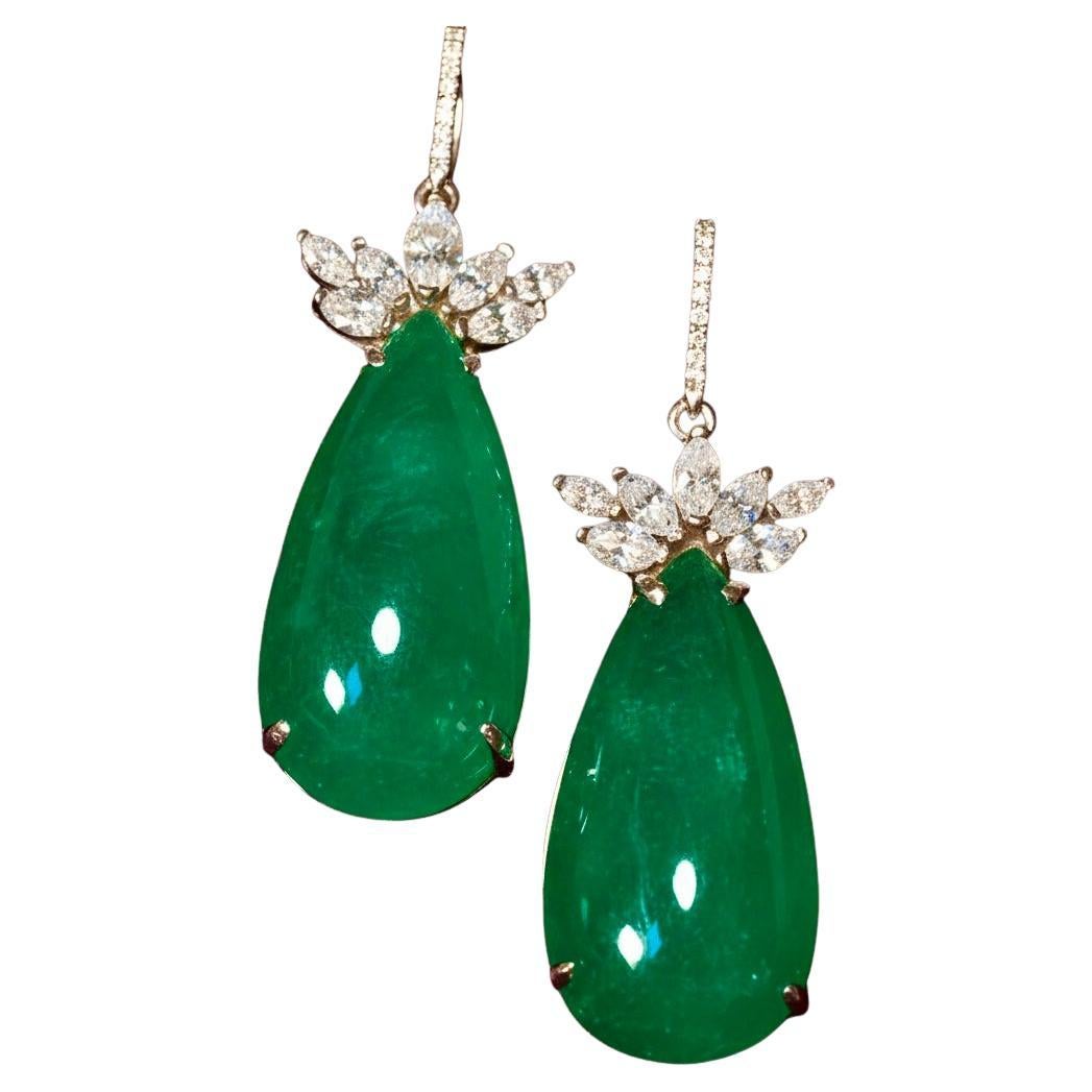 Pendientes de Esmeralda Colombiana y Diamante Certificados de 56,27 Quilates 18K
