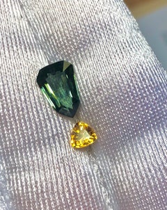 3.54ct Blue-Green Kite-Shape Sapphire & Yellow Trillion, USA