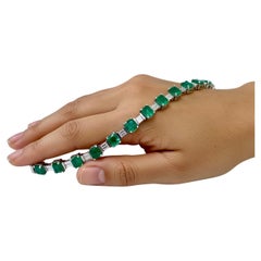GIA Certified Colombian Emerald Diamond Platinum Bracelet